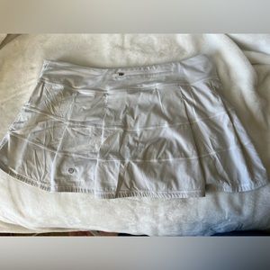 NWOT Lululemon Pace Rival Mid Skirt